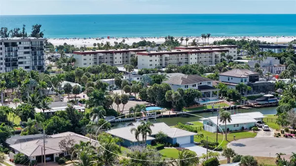 5569 CONTENTO DR, Sarasota, FL 34242