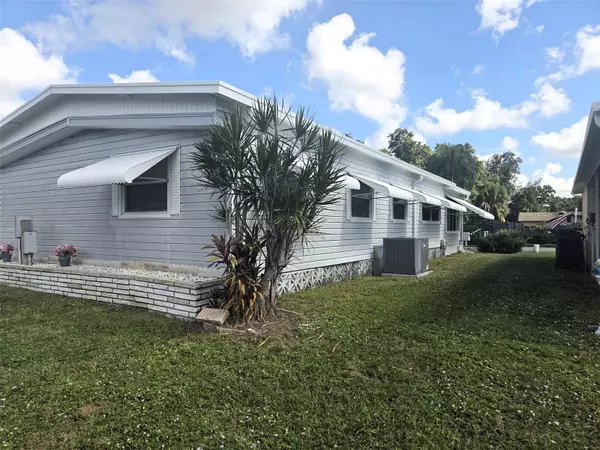 Sarasota, FL 34237,7 WHITE OAK TER