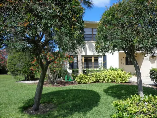 7070 FAIRWAY BEND LN #174, Sarasota, FL 34243