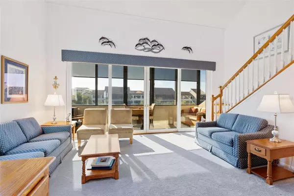 Sarasota, FL 34242,6285 MIDNIGHT PASS RD #406