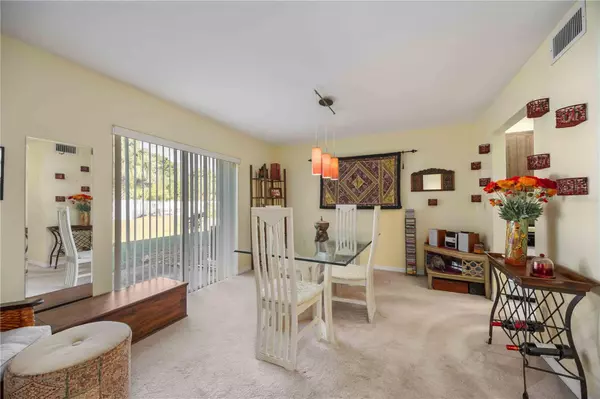 Sarasota, FL 34234,4885 RILMA AVE #131