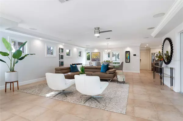 Sarasota, FL 34236,606 OWL WAY