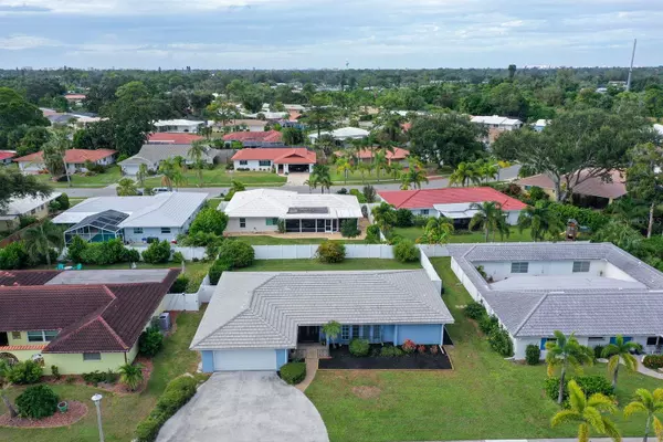 Sarasota, FL 34231,7440 BLAINE WAY