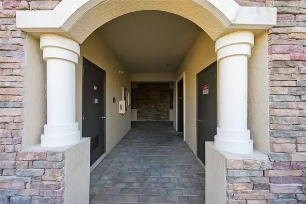 Bradenton, FL 34211,17108 VARDON TER #103