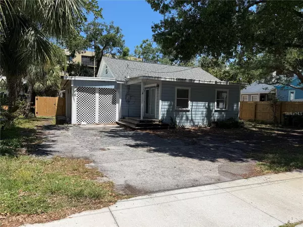 1563 7TH ST, Sarasota, FL 34236