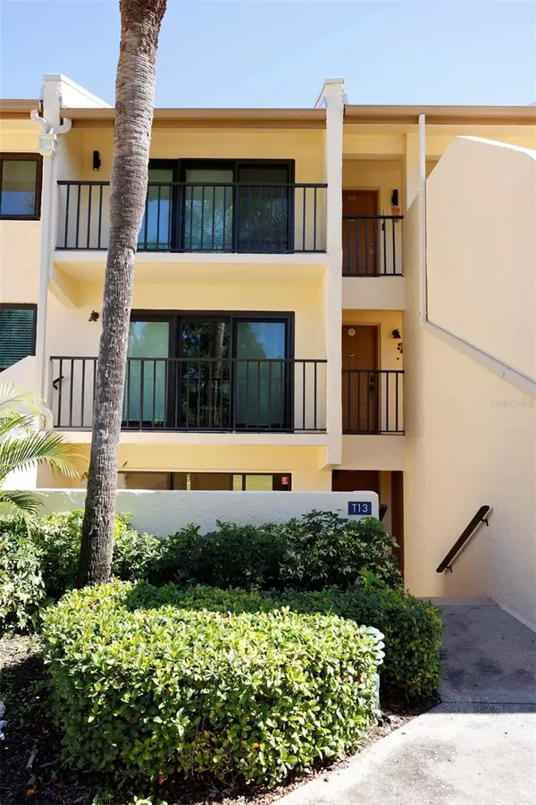 St Petersburg, FL 33711,7510 SUNSHINE SKYWAY LN S #T13