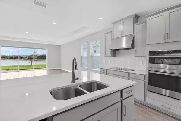 Port Charlotte, FL 33953,1615 LAUREL BROOK LN