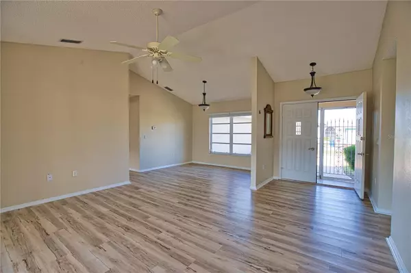 Venice, FL 34293,5847 BUCHANAN RD