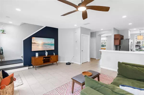 Bradenton, FL 34203,5617 WHITEHEAD ST