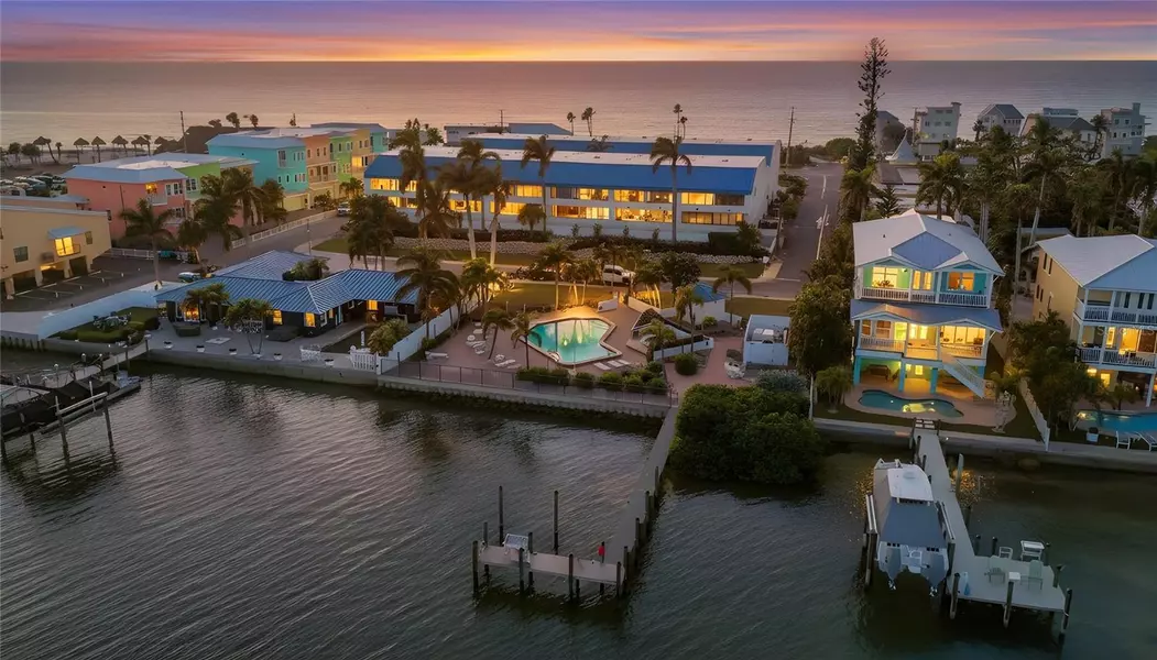 1007 GULF DR N #213, Bradenton Beach, FL 34217