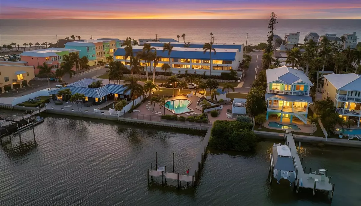 Bradenton Beach, FL 34217,1007 GULF DR N #213