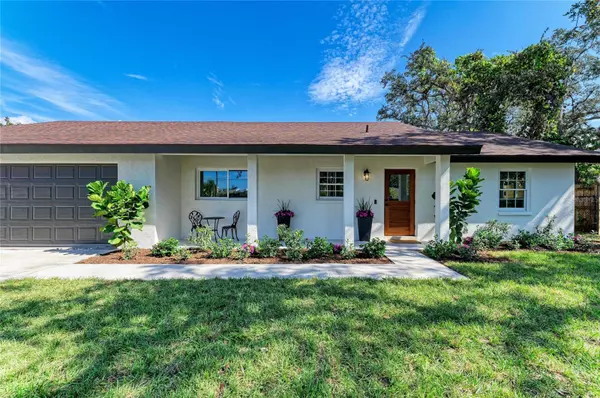 Sarasota, FL 34243,8245 LONGBAY BLVD