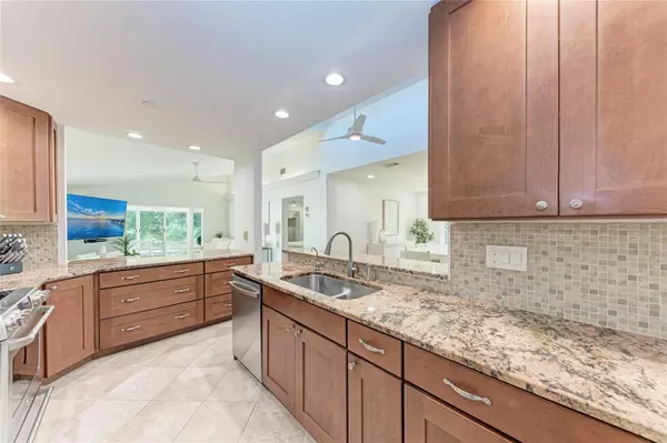 Bradenton, FL 34210,6416 WOOD OWL CIR