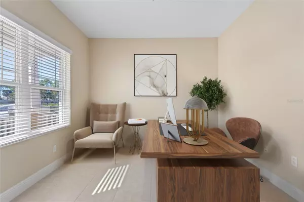 Sarasota, FL 34243,3835 AUTUMN FERN TER