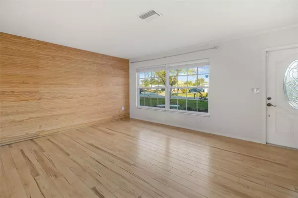 Bradenton, FL 34205,2208 34TH ST W