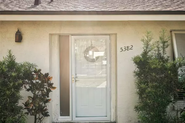 Sarasota, FL 34234,5382 ROYAL PALM AVE #5382