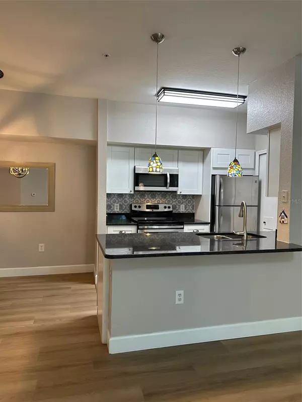 Sarasota, FL 34238,4130 CENTRAL SARASOTA Pkwy #1811