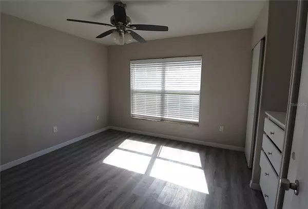 Sarasota, FL 34231,1860 PHILLIPPI SHORES DR #6A