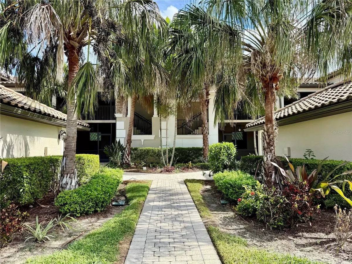 Bradenton, FL 34211,5538 PALMER CIR #104