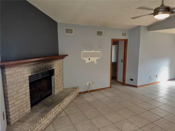 Valrico, FL 33596,1204 MOONDALE CT