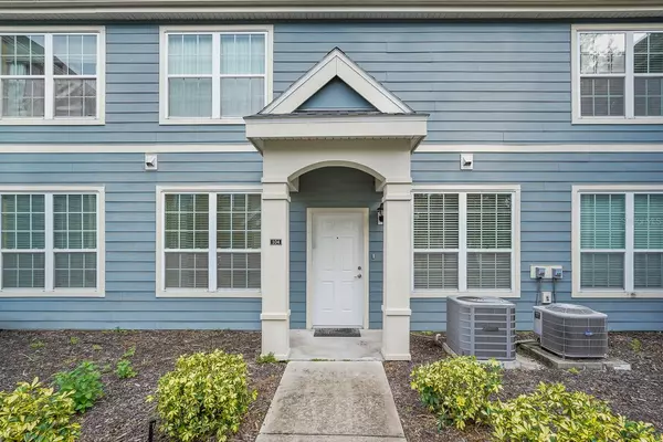 5540 ROSEHILL RD #104, Sarasota, FL 34233