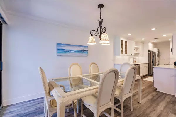 Venice, FL 34285,700 GOLDEN BEACH BLVD #222