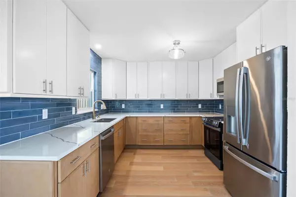 Madeira Beach, FL 33708,360 145TH AVE E