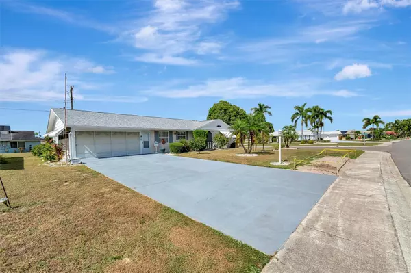 Sun City Center, FL 33573,1238 VALLEY FORGE BLVD