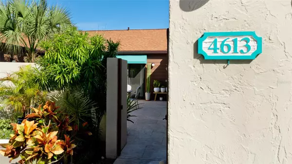 Bradenton, FL 34209,4613 PARK LAKE TER S