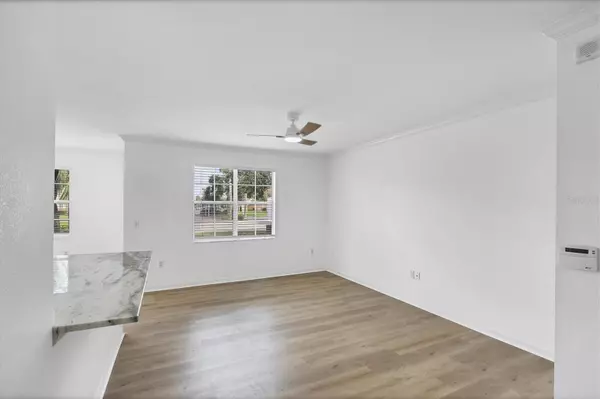 Sarasota, FL 34237,1010 VILLAGIO CIR #101