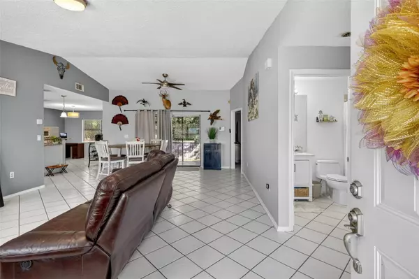 Sarasota, FL 34231,4809 CAMPHOR AVE