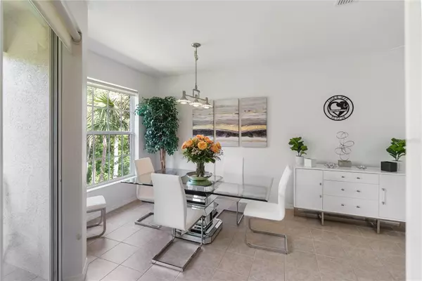 Sarasota, FL 34238,6989 PROSPERITY CIR #2103