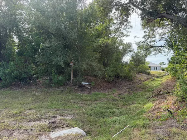 Englewood, FL 34224,7483 REGINA DR