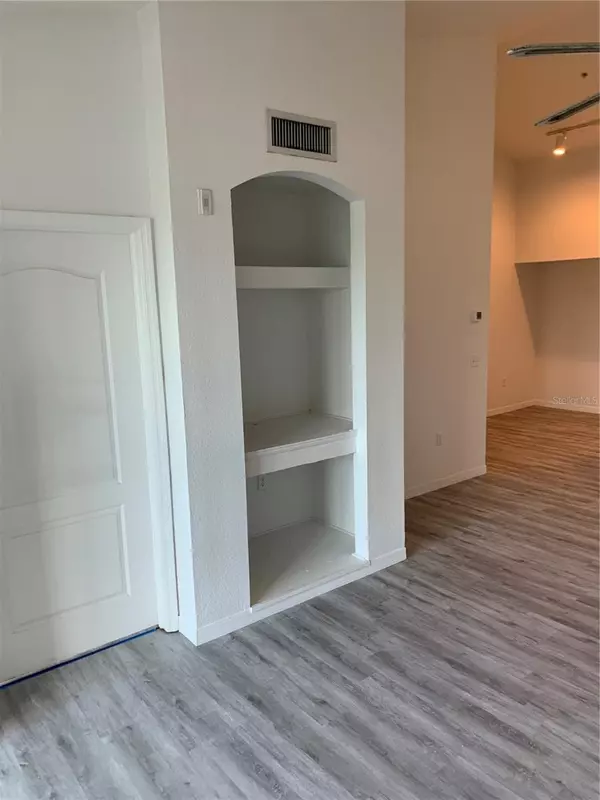 Sarasota, FL 34238,4170 CENTRAL SARASOTA Pkwy #433