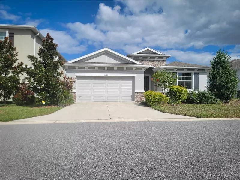 2207 MIDNIGHT PEARL DR, Sarasota, FL 34240