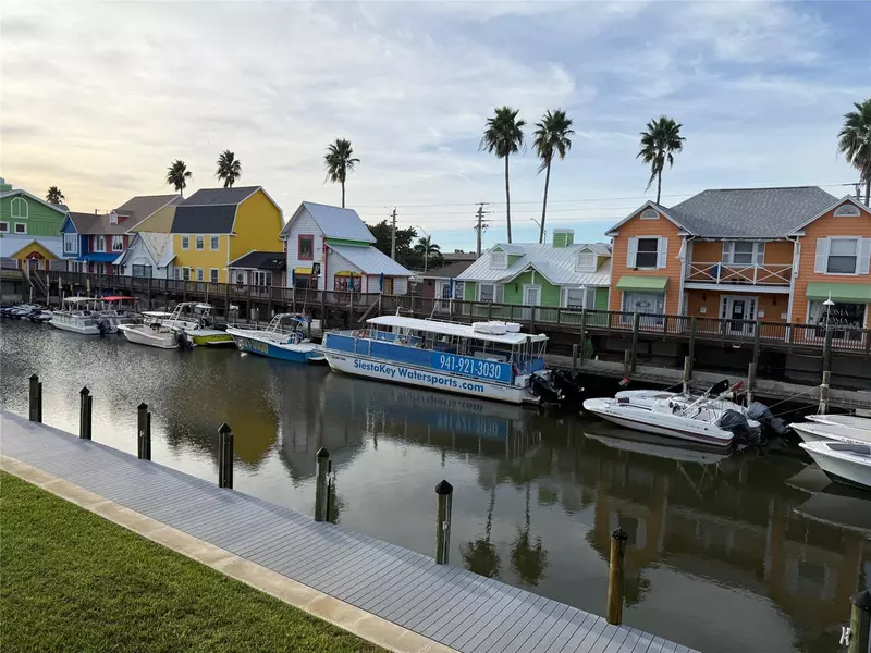 1586 STICKNEY POINT RD #102, Sarasota, FL 34231