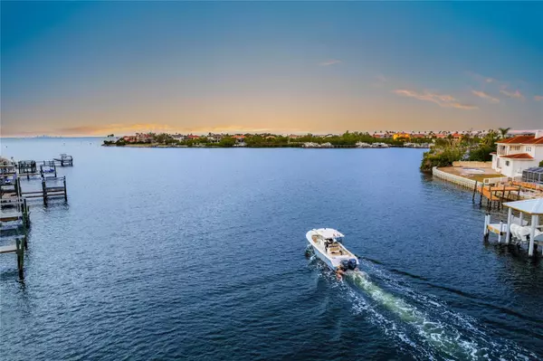 Apollo Beach, FL 33572,1215 ACAPPELLA LN