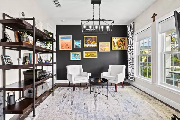 Apollo Beach, FL 33572,5709 SILVER SUN DR