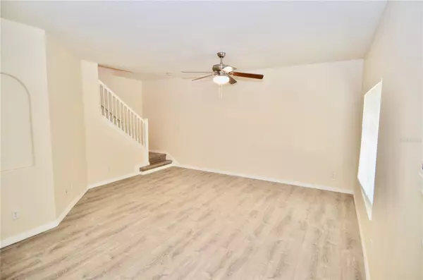 Bradenton, FL 34212,238 CAPE HARBOUR LOOP #102