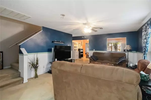 Apollo Beach, FL 33572,7451 OXFORD GARDEN CIR