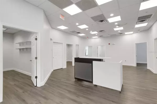 Sarasota, FL 34232,1400 CATTLEMEN #104