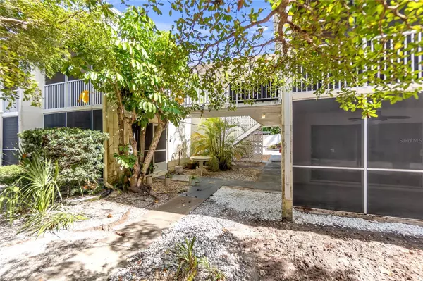 Sarasota, FL 34239,3835 ALMERIA CT #C1