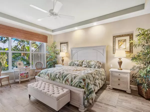 Cortez, FL 34215,12518 HARBOUR LANDINGS DR