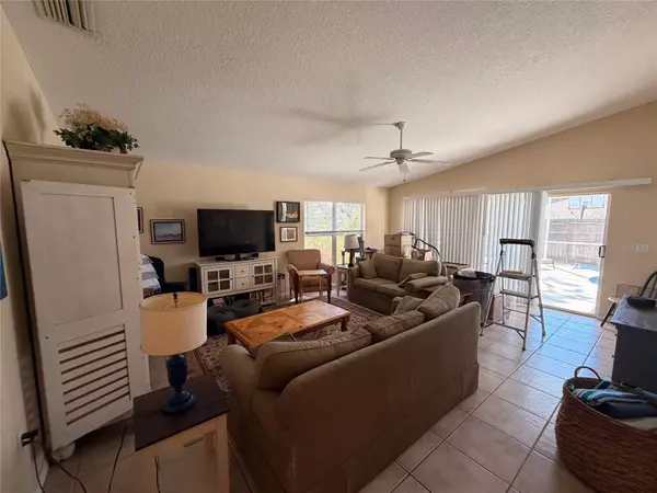 Sarasota, FL 34241,4068 HINA DR