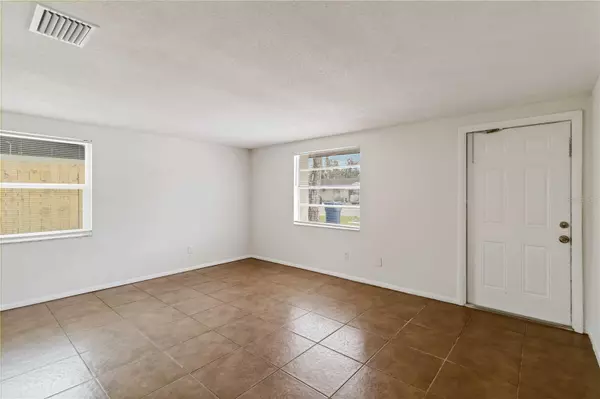 Bradenton, FL 34203,1003 58TH AVENUE DR E