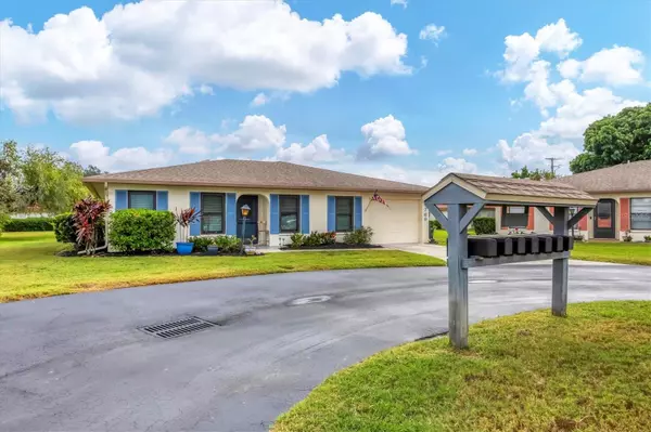 Venice, FL 34293,769 VIVIENDA SOUTH CT #10
