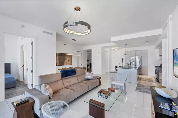 Sarasota, FL 34236,111 S PINEAPPLE AVE #816