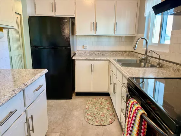 Bradenton, FL 34207,1625 LEISURE DR #C26