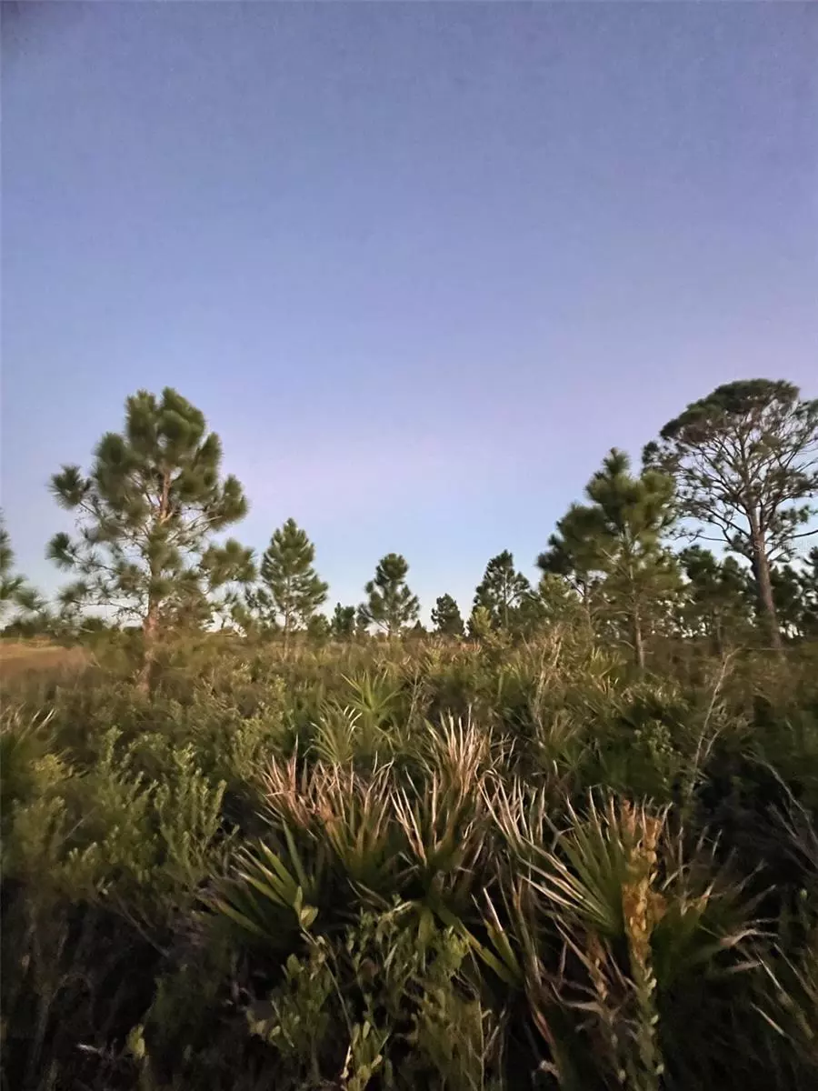 Okeechobee, FL 34972,18572 NW 250TH ST