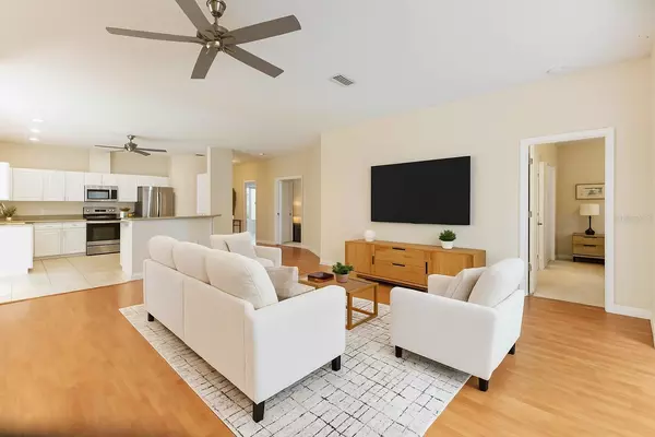 Sarasota, FL 34243,4458 DEL SOL BLVD S